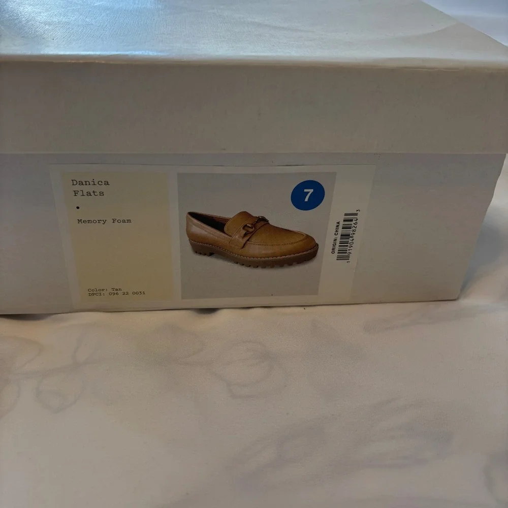 A New Day Danica Lug Sole Horsebit Loafers Tan Brown Memory Foam Shoes Womens 7